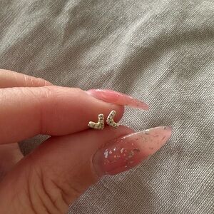 WWAKE Micropave Triangle Diamond Studs